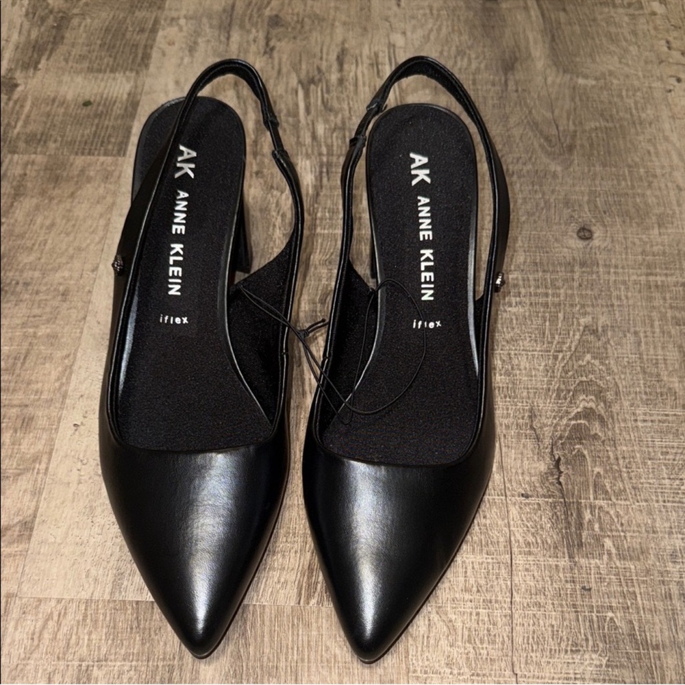 Anne Klein Black Pointed Slingback Mules